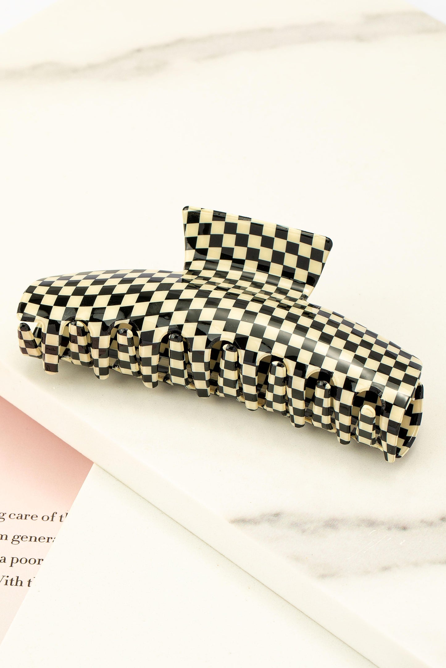 CHECKERED CLAW CLIP